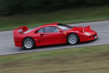 Ferrari F40, Seitenansicht