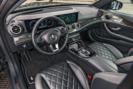 Mercedes E 400 4Matic, Cockpit