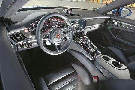 Porsche Panamera Turbo, Cockpit