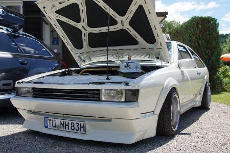 Den Scirocco 2 mit Kamei-Verspoilerung hat der Kirchentellinsfurther 2014 selbst neu lackiert. Und „über die Jahre viel Geld...