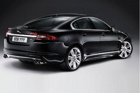 Die neue Saugversion des AJ-V8 der dritten Generation mit 385 PS ersetzt den 4,2-Liter V8 in allen Märkten.