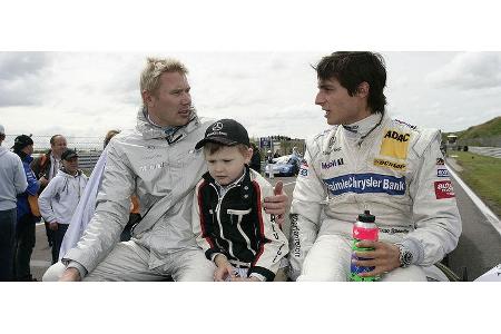 Das trockene Wetter nutzten einige Fahrer anscheinend noch zu einer Spritztour in den örtlichen Coffee-Shop.