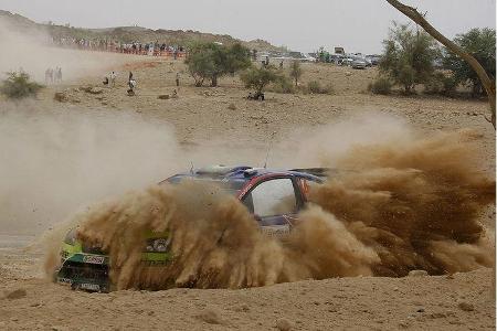 ... und versteckte sich hinter der Konkurrenz.