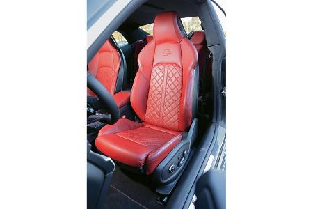 Audi S5, Sitz