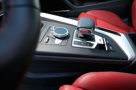 Audi S5, Bedienelemente