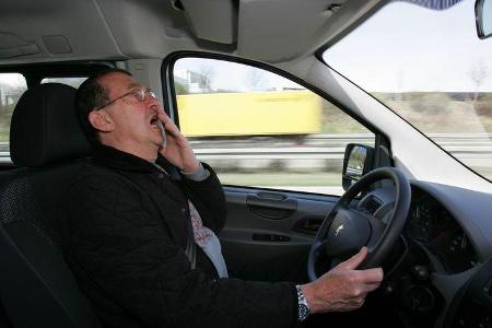 ... die Warnung vor Müdigkeit und ...