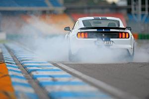 Ford Shelby GT350 - Pony Car - sport auto 5/2016