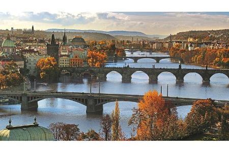 Etwa 180 Brücken gibt es in Prag.