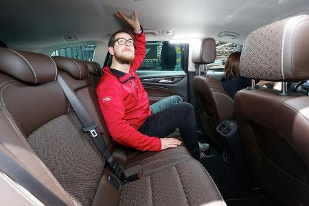 Vergleich Opel Insignia Sports Tourer BMW 5er Touring 2017 Genf