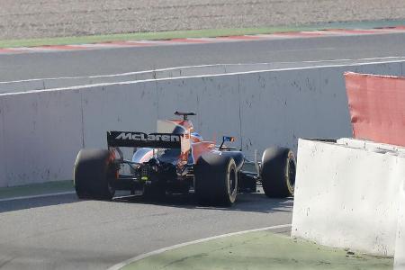 McLaren-Honda MCL32 - Filmtag - Circuit de Barcelona-Catalunya - F1 2017 - 26.2.2017