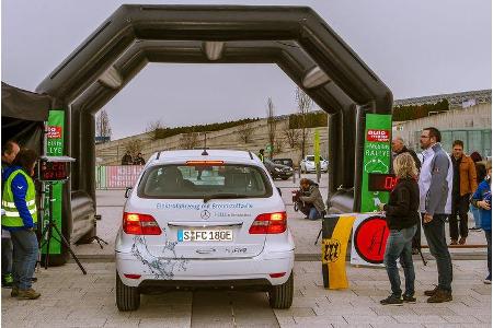 Die Mercedes B-Klasse trat mit einer Brennstoffzelle an.