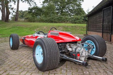 John Surtees - Motorsport - F1 - Ferrari 158