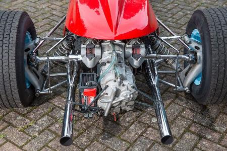 John Surtees - Motorsport- F1 - Ferrari 158