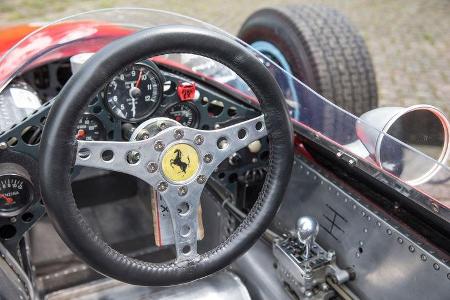 John Surtees - Motorsport- F1 - Ferrari 158