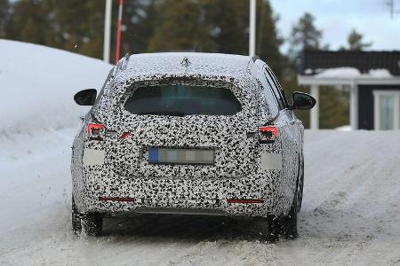 Opel Insignia Country Tourer Erlkönig