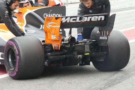 Fernando Alonso - McLaren - Formel 1 - Test - Barcelona - 8. März 2017