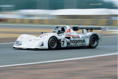 Mit dem gleichen Chassis wie im Jahr zuvor gelang dem Joest-Team durch Kristensen/Johansson/Alboreto der erneute Le Mans-Tri...