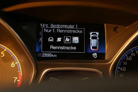 Ford Focus RS, Display, Infotainment