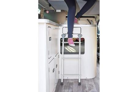 Der Aufstieg in das Oberbett ist ohne viel Kraftaufwand erledigt.