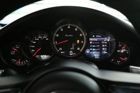 Porsche 911 Turbo, Rundinstrumente