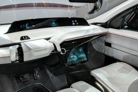 Luftig: Viel Glas und moderne Bedienelemente positionieren den Chrysler als attraktive Unterkunft für anspruchsvolle Kunden....