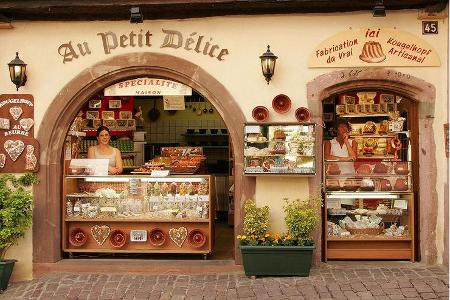 ... oder in den Konditoreien Riquewihrs - für jeden Geschmack ist was dabei.