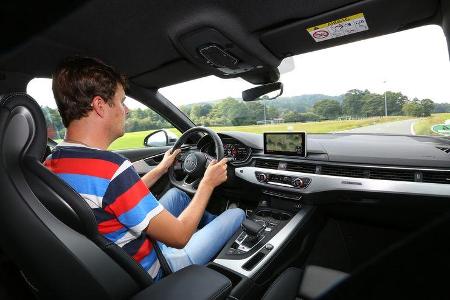 Audi S4 Avant, Cockpit