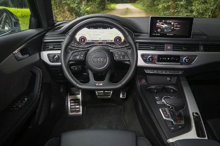 Audi S4 Avant, Cockpit