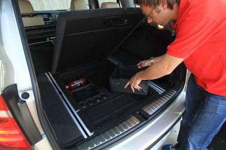 BMW X3, Kofferraum, Staufach