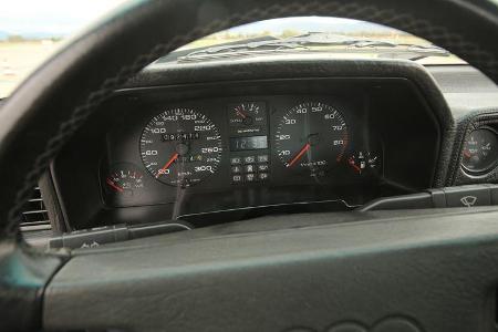 Audi Sport Quattro, Rundinstrumente