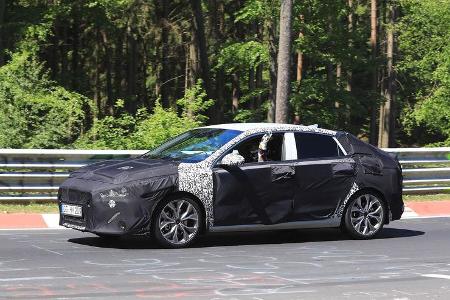 Erlkönig Hyundai i30 Fastback