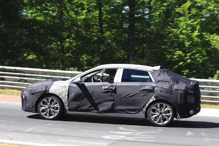 Erlkönig Hyundai i30 Fastback