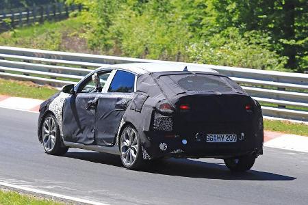 Erlkönig Hyundai i30 Fastback