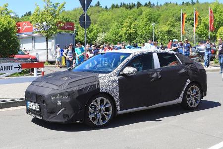 Erlkönig Hyundai i30 Fastback