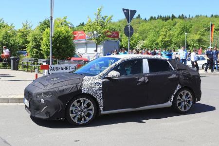 Erlkönig Hyundai i30 Fastback