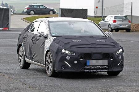 Hyundai i30 Fastback Erlkönig
