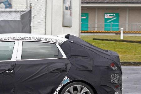 Hyundai i30 Fastback Erlkönig