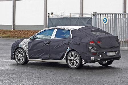 Hyundai i30 Fastback Erlkönig