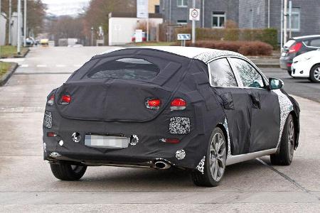 Hyundai i30 Fastback Erlkönig