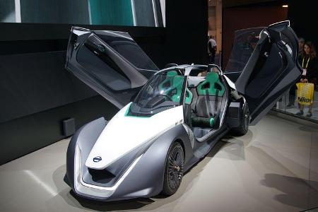 CES 2017, Nissan Blade Glider Concept