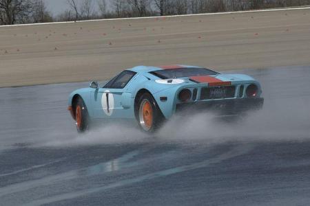 Ford GT 40