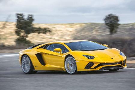 sport auto Award 2017 - P 157 - Lamborghini Aventador S