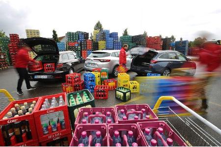 Hyundai i30 Kombi 1.4 T-GDI, Renault Mégane Grandtour Tce 130, Seat Leon ST 1.4 TSI ACT, Außenansicht