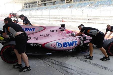 Esteban Ocon - Force India - Formel 1 - Testfahrten - Bahrain - Mittwoch - 19.4.2017