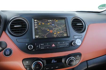 Hyundai i10 1.2, Navi
