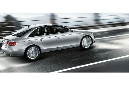 Optisch lehnt sich der A4 stark am A5 an.