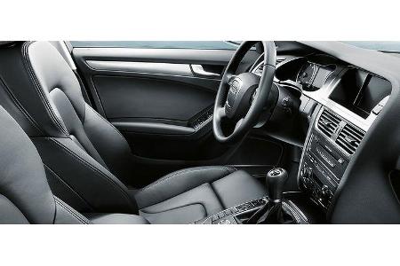 Sitze mit sportlichem Zuschnitt.