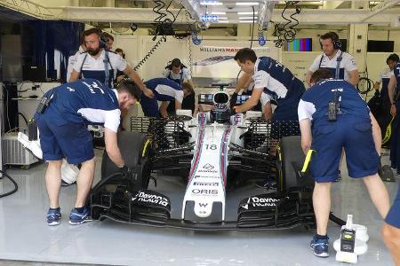 Lance Stroll - Williams - Formel 1 - Testfahrten - Bahrain International Circuit - Dienstag - 18.4.2017