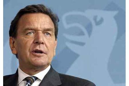 Grund 32: Wiener Opernball - Die Tickets, die er Ex-Kanzler Gerhard Schröder schenkte, sorgten allerdings für politische Tur...