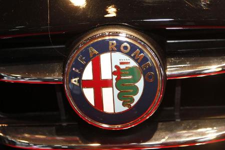 Alfa Romeo Logo, Messe, Autosalon Paris 2012